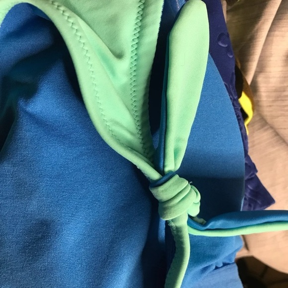 bathing suit - Picture 1 of 8